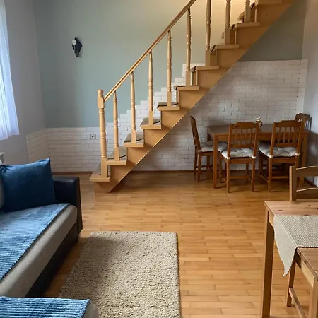 펜션 Cracow Family House *
