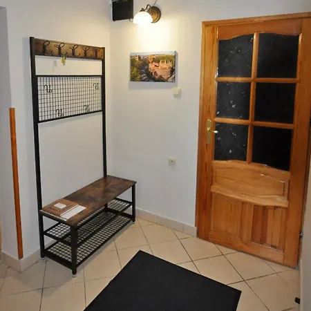 Cracow Family House 펜션 *