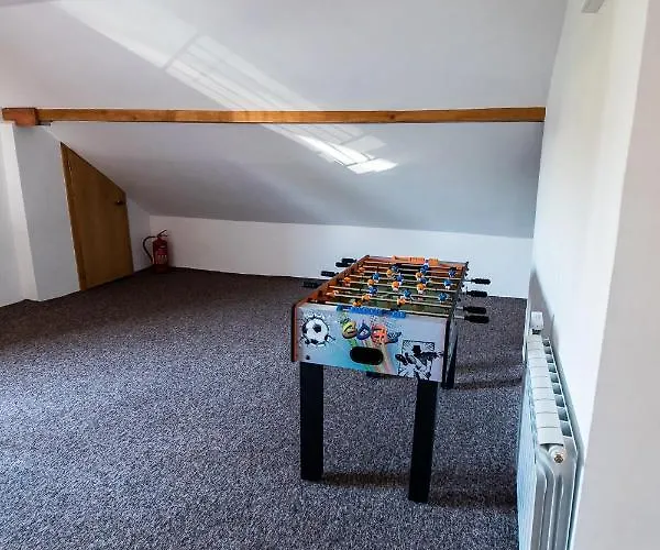 בית נופש Cracow Family House קרקוב