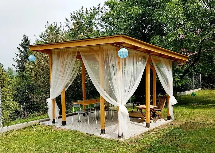 בית נופש Cracow Family House *